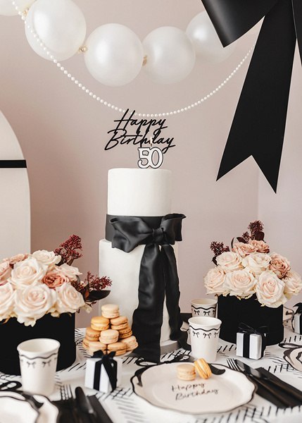 Świeczka urodzinowa '50', pięćdziesiątka, czarno-biała, 5.5 cm Partydeco Świeczka urodzinowa '50', pięćdziesiątka, czarno-biała, 5.5 cm Partydeco