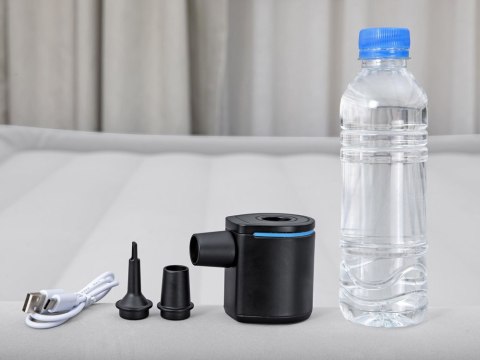 Elektryczna pompka powietrza USB + końcówki 62289 Bestway Elektryczna pompka powietrza USB + końcówki 62289 Bestway